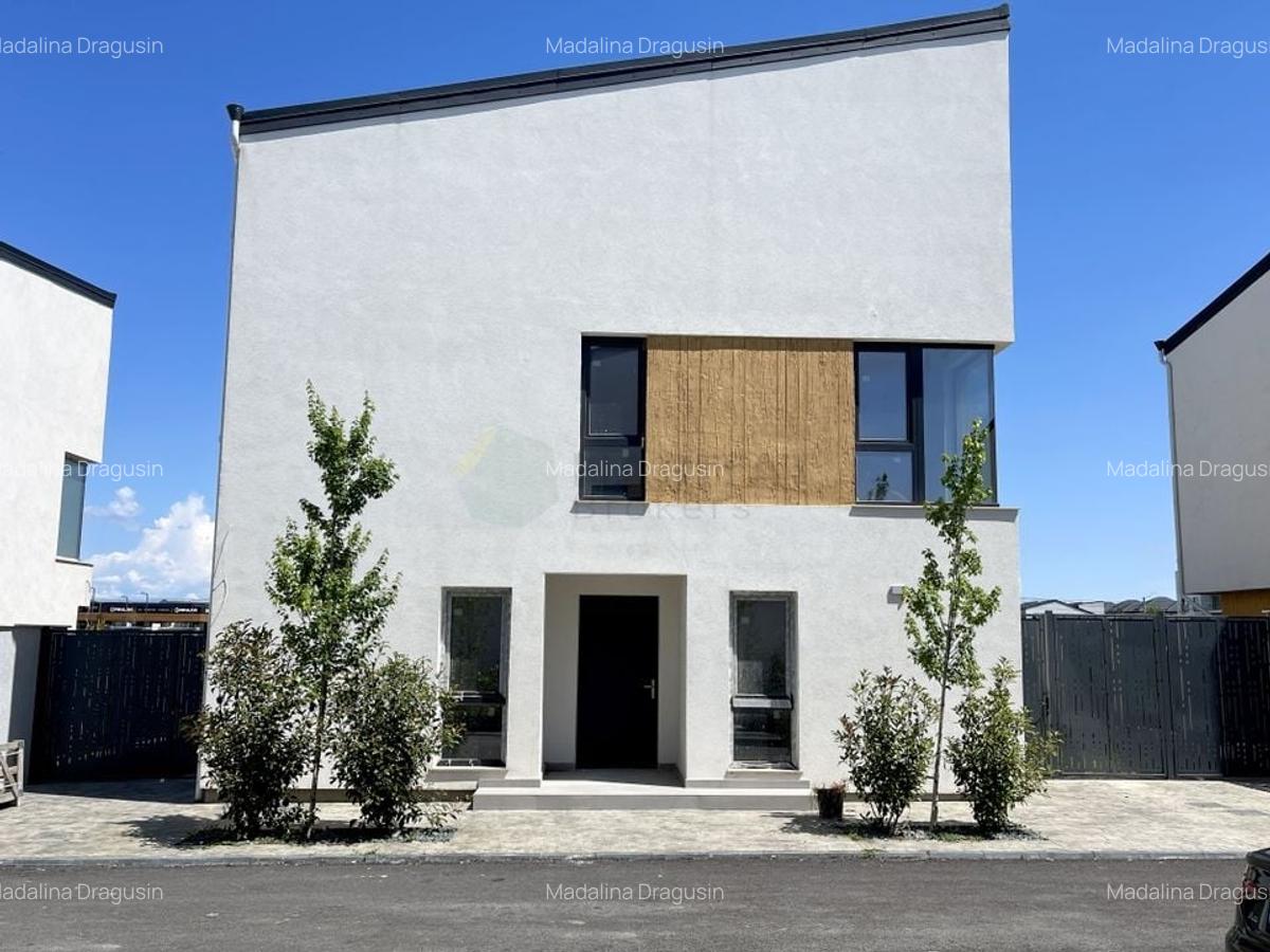 Vila individuala 5 camere Tunari 1 Decembrie - 24