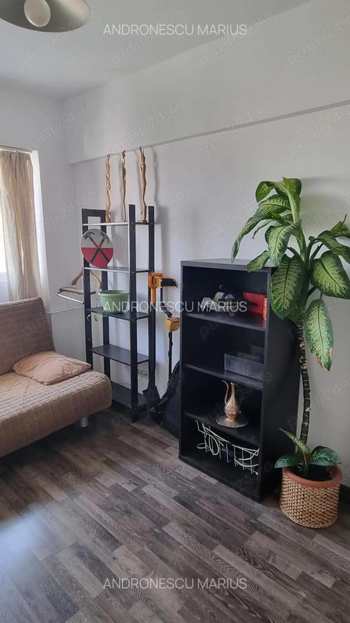 Proprietar, inchiriez apartament 3 camere unor iubitori de carte in zona Teiul Doamnei, sector 2 - 7 Proprietar, inchiriez apartament 3 camere unor iubitori de carte in zona Teiul Doamnei, sector 2 - 7