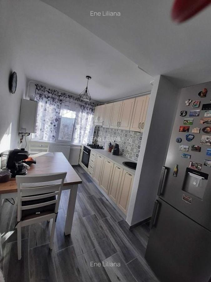 Apartament 4 camere renovat complet - Micro 16, Galați - 81 mp utili - 1 Apartament 4 camere renovat complet - Micro 16, Galați - 81 mp utili - 1