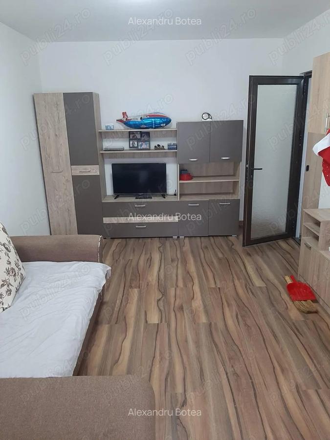 Vand garsoniera spa?ioasa ! - 1 Vand garsoniera spa?ioasa ! - 1