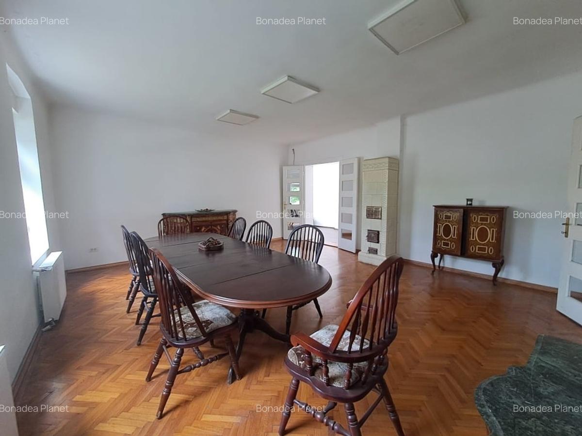 Casă cu 10 camere în Mehala - 2