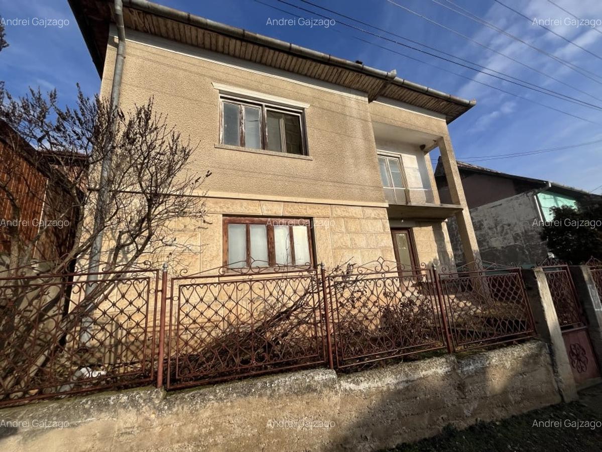 Teren cu casa renovabila in Suceag - 11