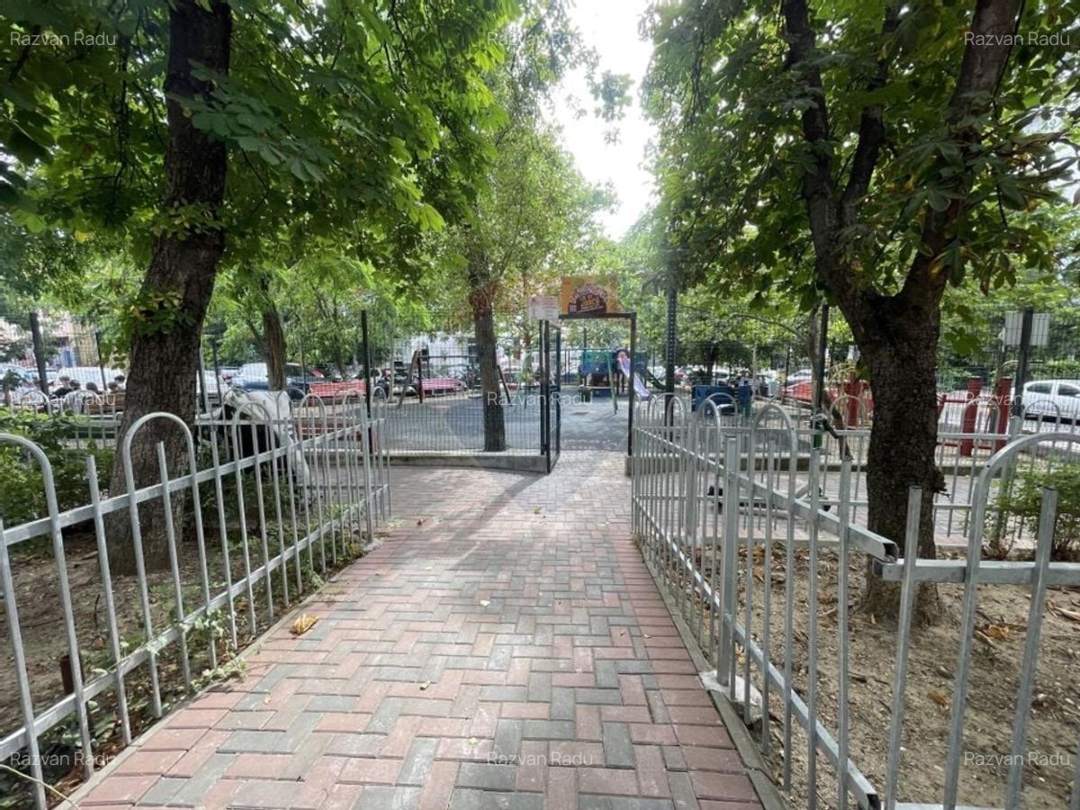 Apartament cu 3 camere decomandat în Camil Ressu - 18