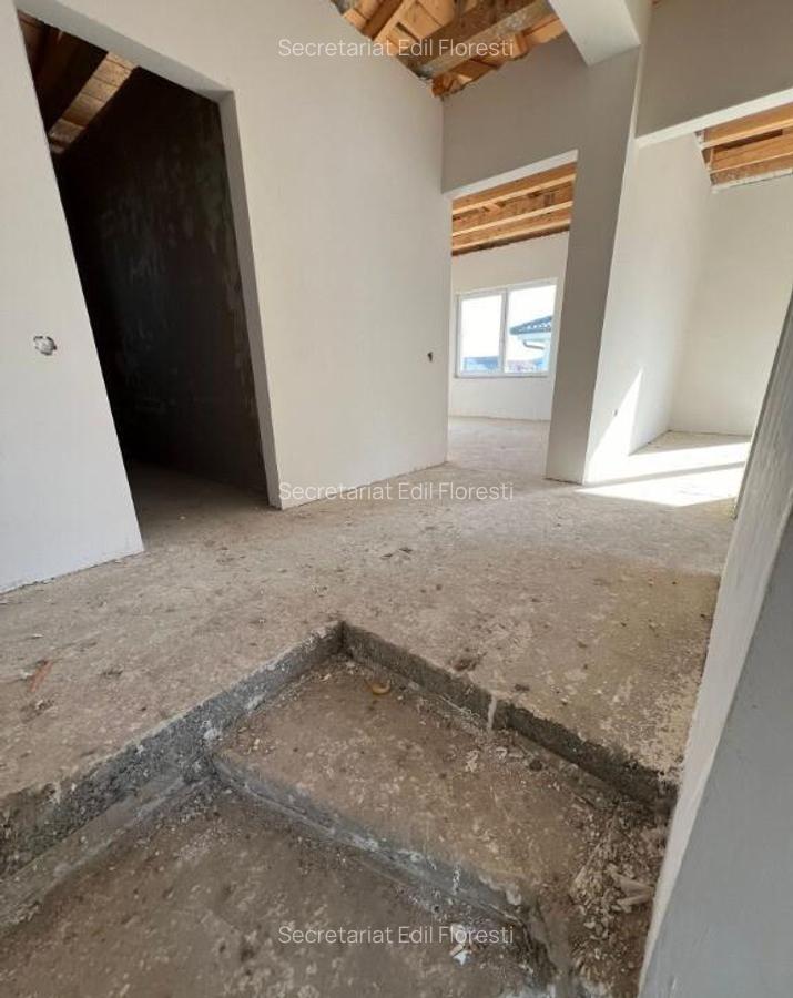 DUPLEX cu 4 camere de vanzare Floresti zona Catanelor - 10