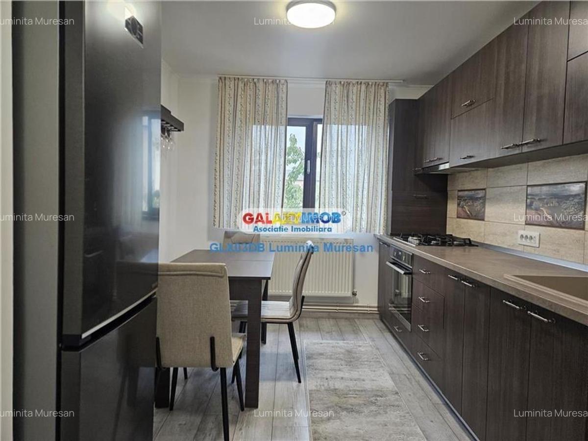 Inchiriere apartament 3 camere semidecomandat Targoviste Micro 11 - 12