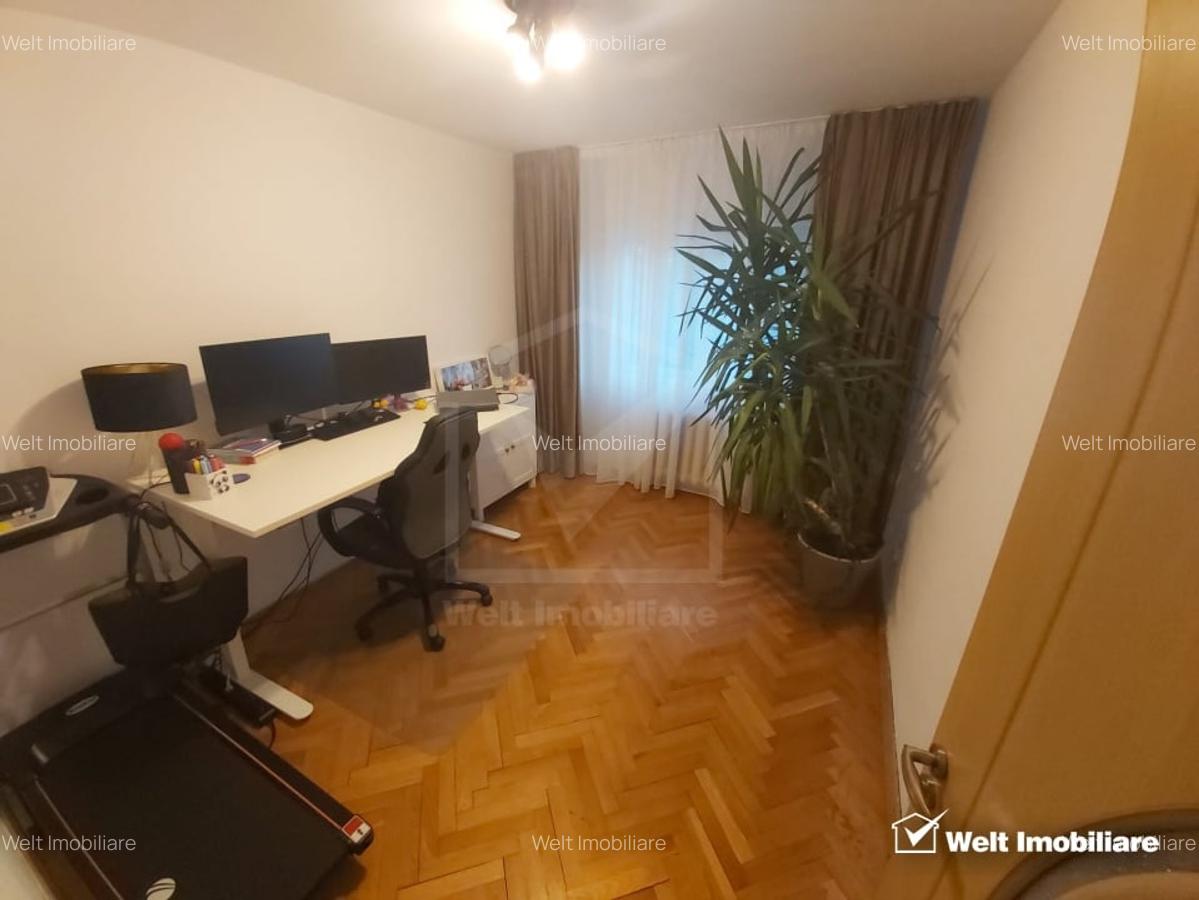 Apartament cu 3 camere, 2 bai, zona Titulescu - 18 Apartament cu 3 camere, 2 bai, zona Titulescu - 18