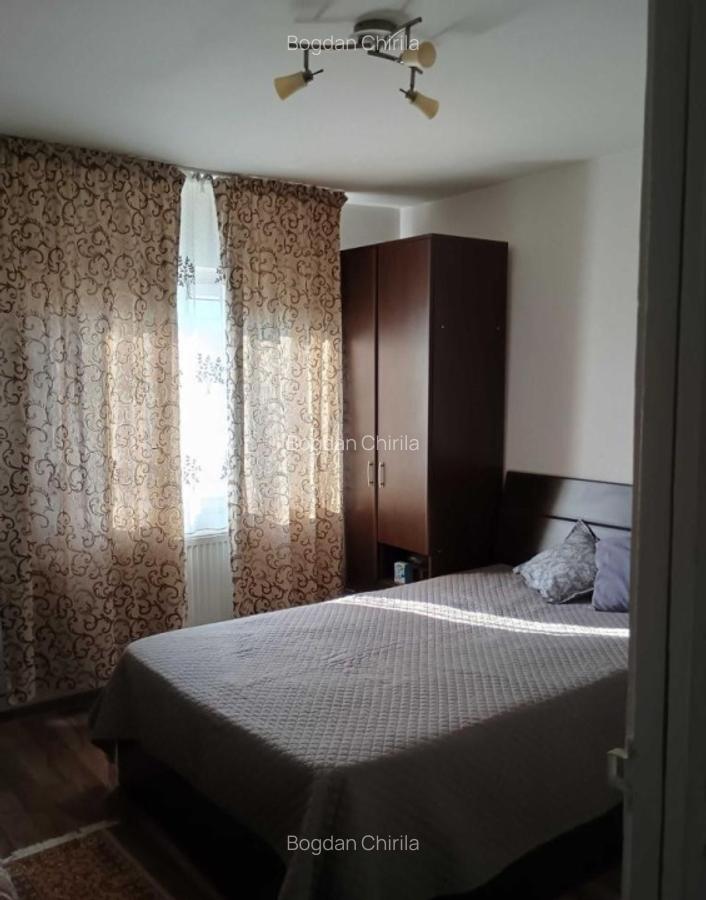 Apartament 2 camere decomandat Resita-Giurgiului - 3