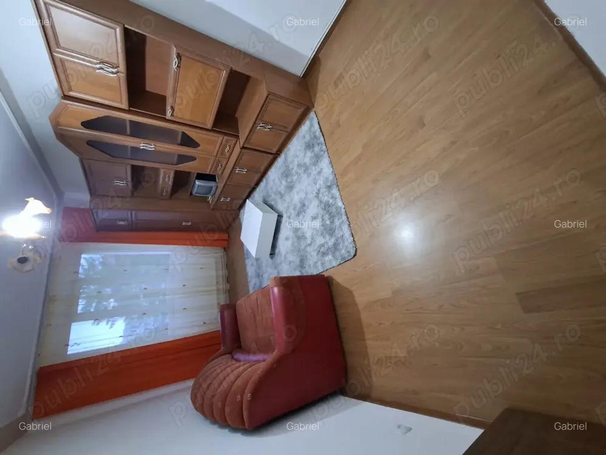 Inchiriez apartament 2 camere - 5