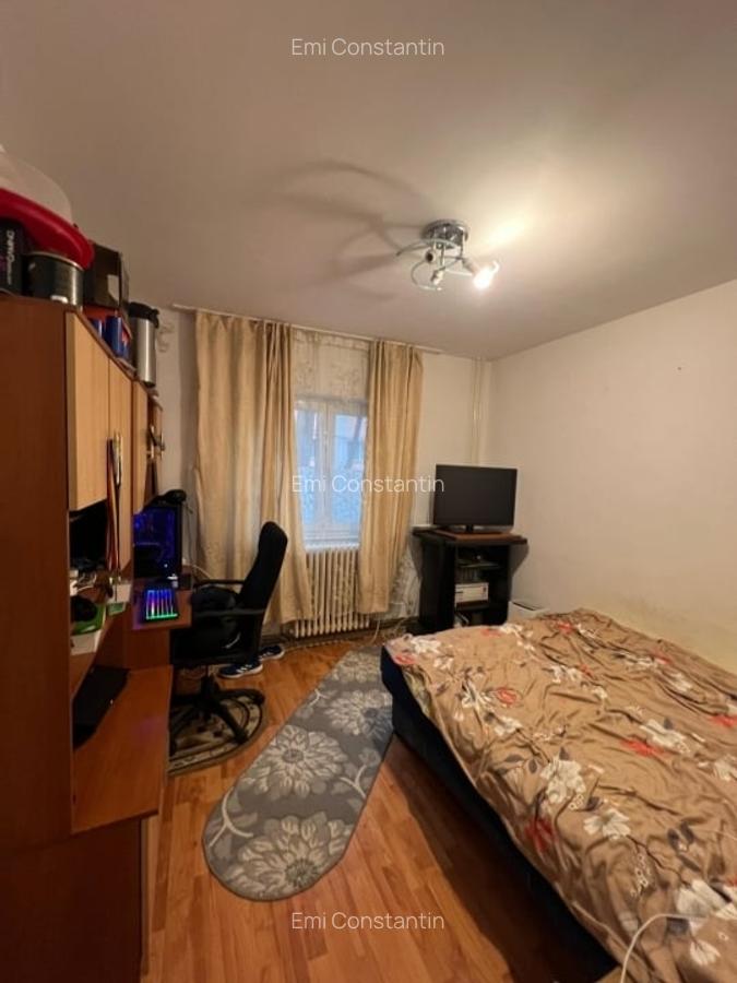 Podul de Fier-Profesor Paul-2 Camere Decomandat-bloc 82' - 2