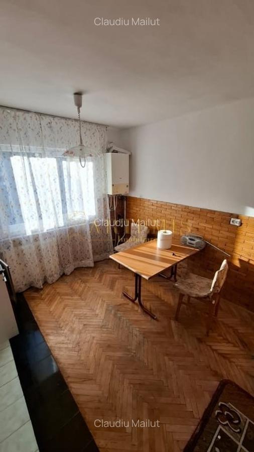 Apartament de 2 camere, 50mp., zona Decebal - 3