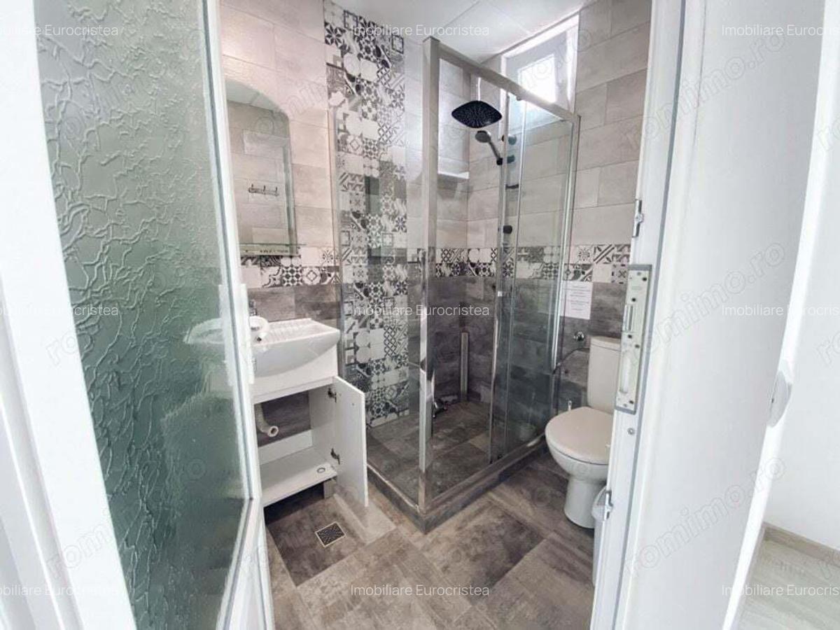 Pensiune P+1E de vanzare in Costine?ti , Jud. Constan?a - 3