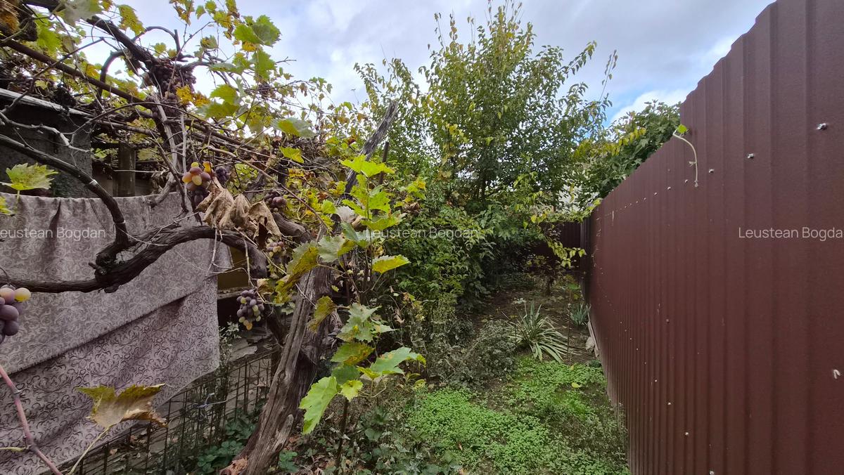 Inel II -Coiciu -scoala generala 39 -casa chirpic 77 mp +teren 236 mp - 4