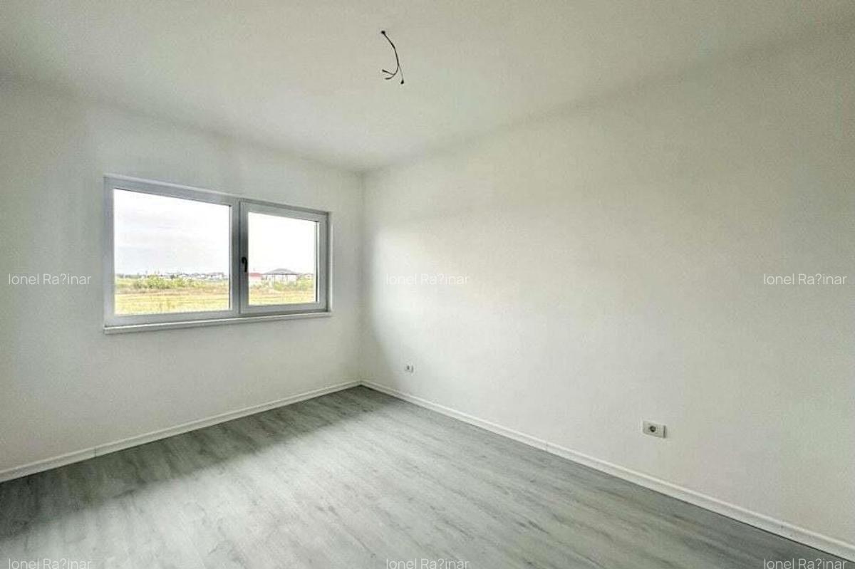 Vila noua, P+1E, Corbeanca, langa Paradisul Verde, comision 0 - 13