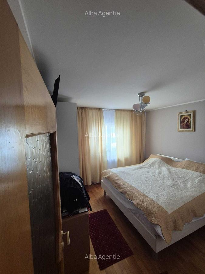Apartament 3 camere decomandat , zona  Cetate , mobilat - 5