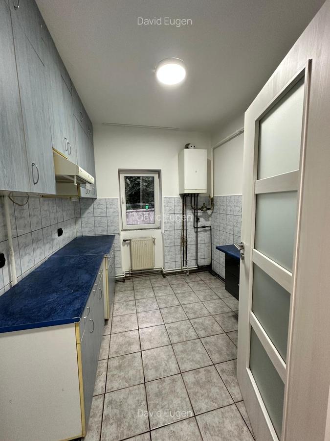 Apartamet 2 camere - Cartier 1 mai - 8