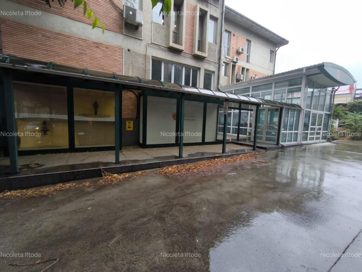 Ultracentral -spatiu comercial cu parcare pentru activitati diverse - 3 Ultracentral -spatiu comercial cu parcare pentru activitati diverse - 3