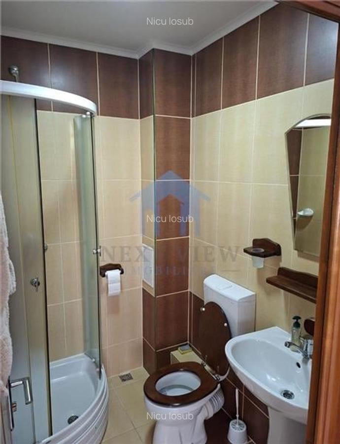 Apartament 3 camere, Piata 1 Mai - 6