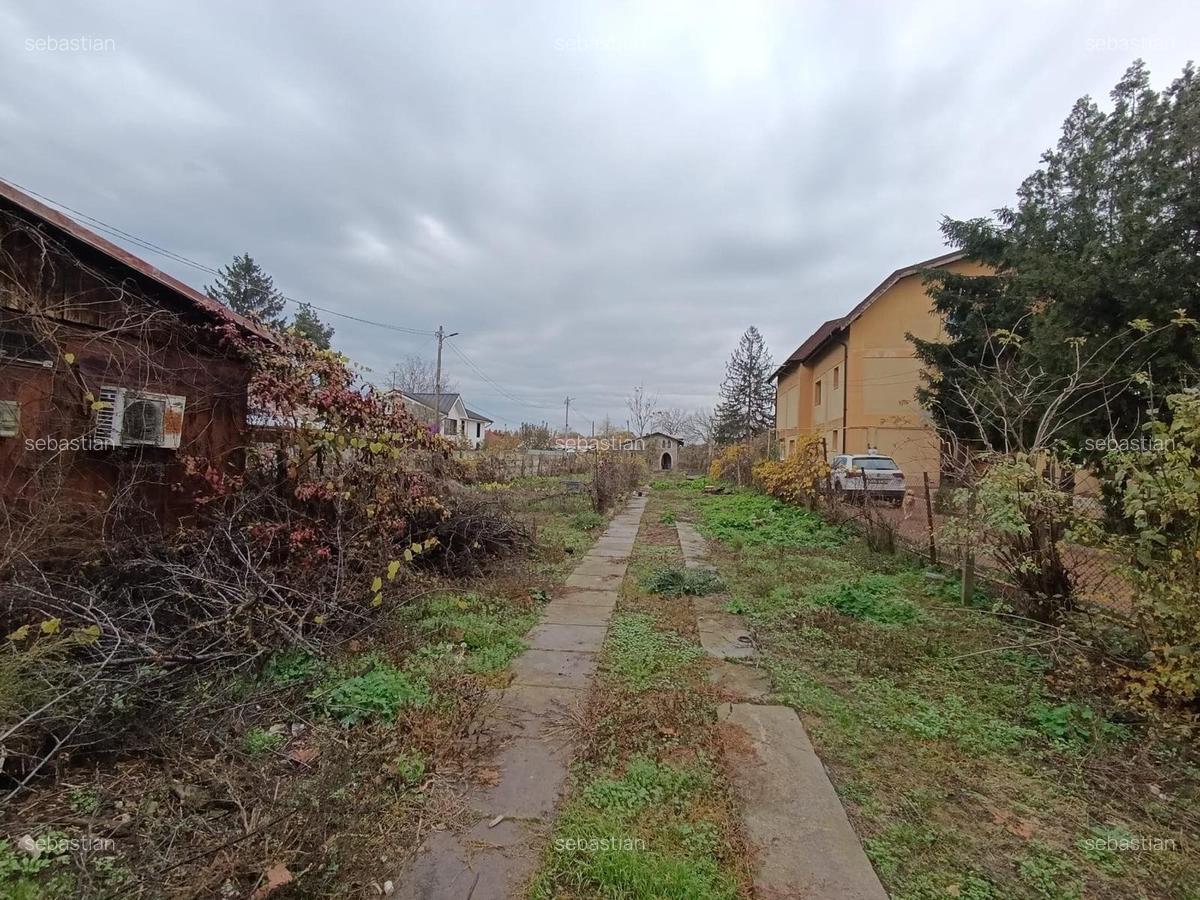 Teren 1163 mp în centrul Mogoșoaiei | Utilități + imobil existent | Oportunitate - 2