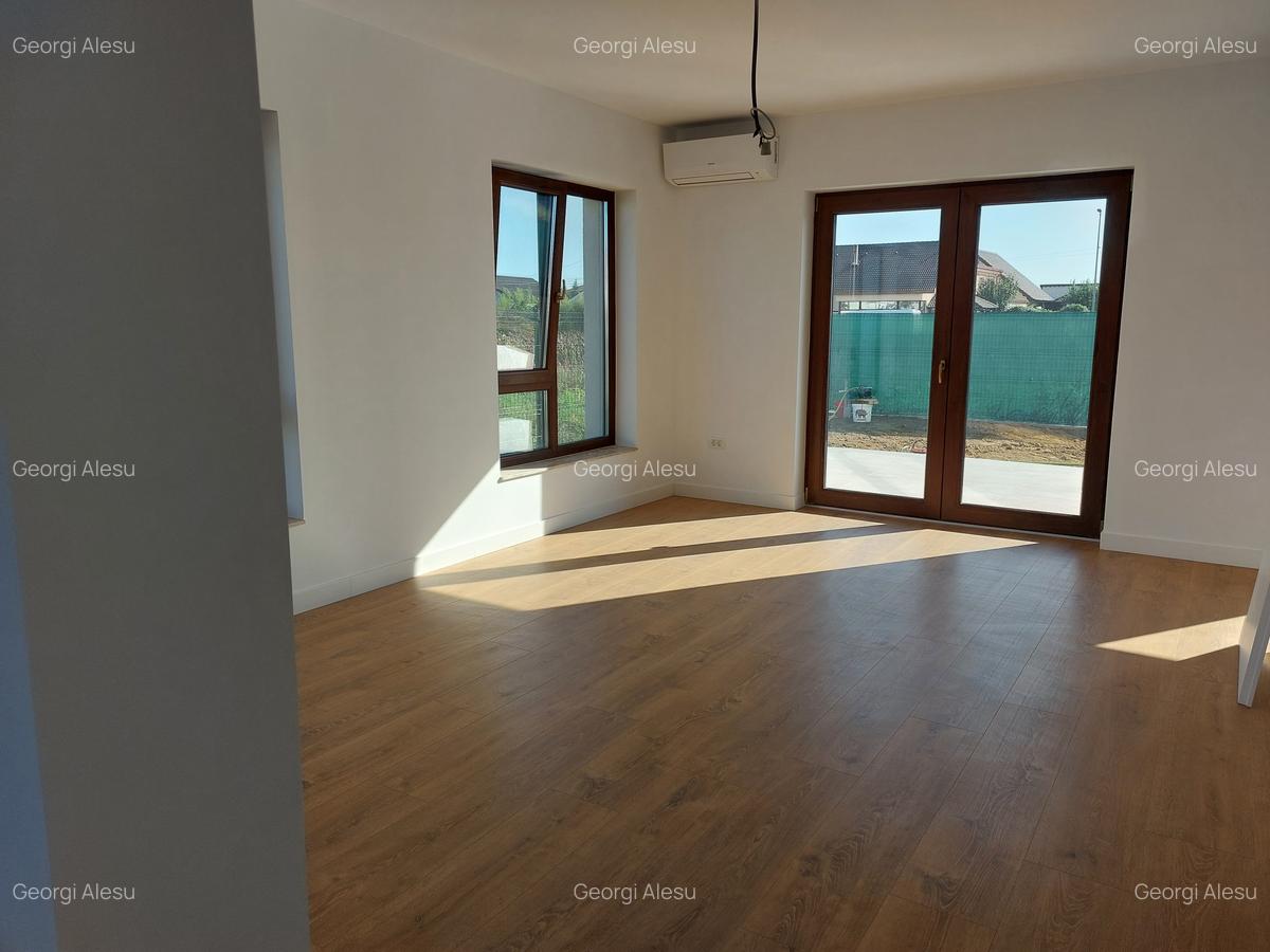 Proprietar vând Duplex 5 camere Dumbrăvița  județul Timiș - 6