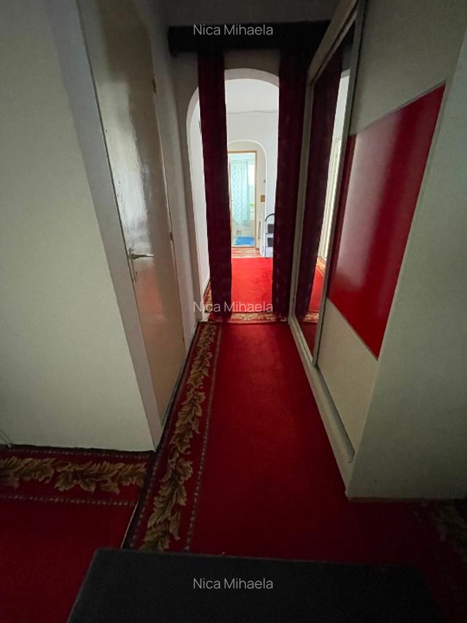 Vând apartament cu 3 camere - 3