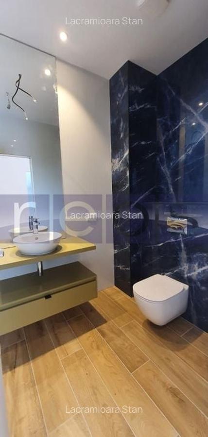 Apartament cu 4 camere, mobilat în Dacia - 14