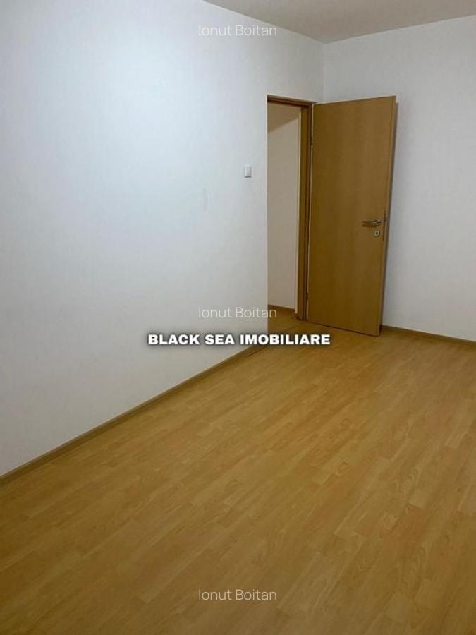 Apartament 3 camere de vânzare – Tomis Nord / Cireșica - Ocazie - 3
