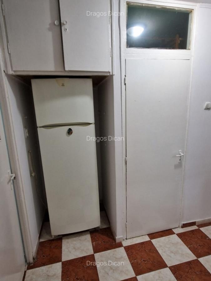 Garsonieră decomandată în Vitan - 8