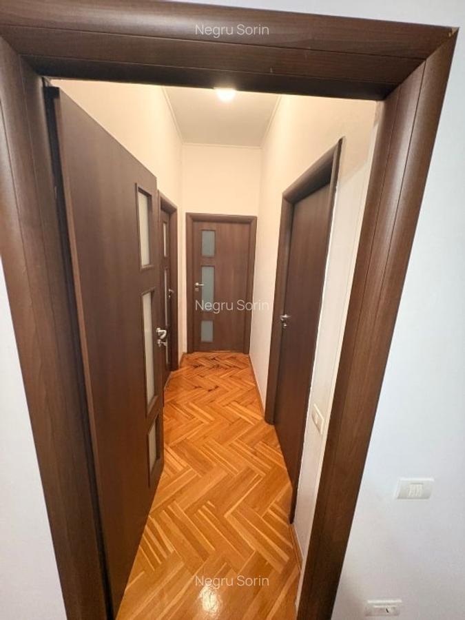 Apartament 3 camere , boxa, loc parcare, șos. Chitilei - școala Costeasca - 5