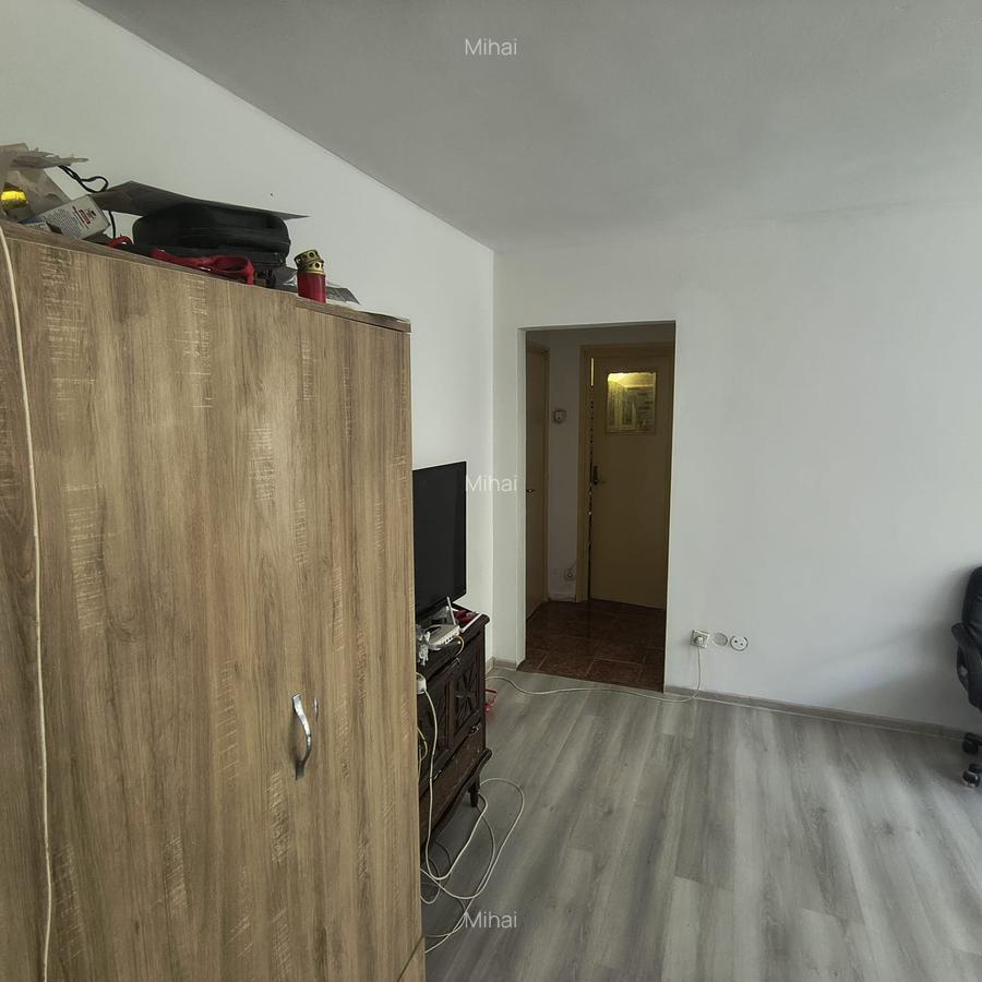 Vatra Luminoasa METROU Muncii Iancului Maior Coravu,bl. reabilitat,balcon - 6