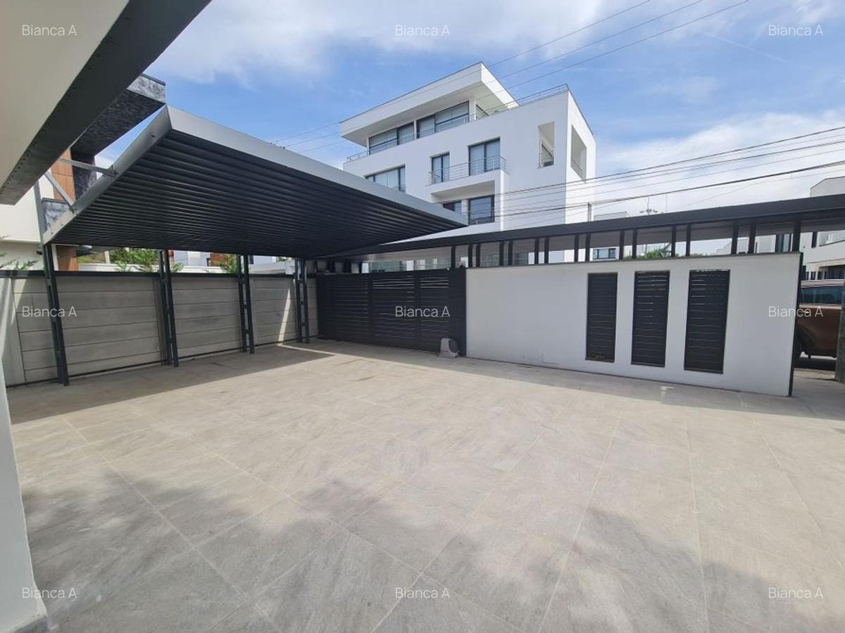 LUX | Casă Individuală | Iancu Nicolae | 10 camere - 15