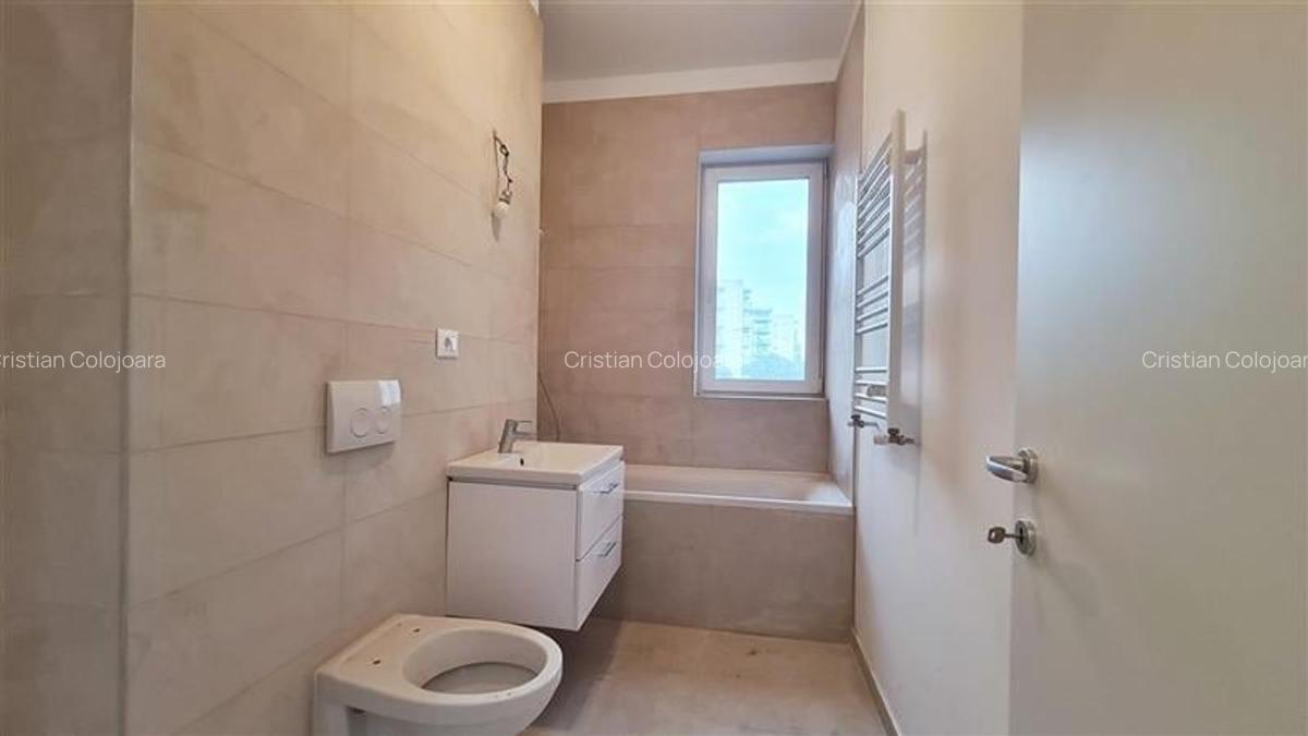 Apartament cu 3 camere în Torontalului - 3