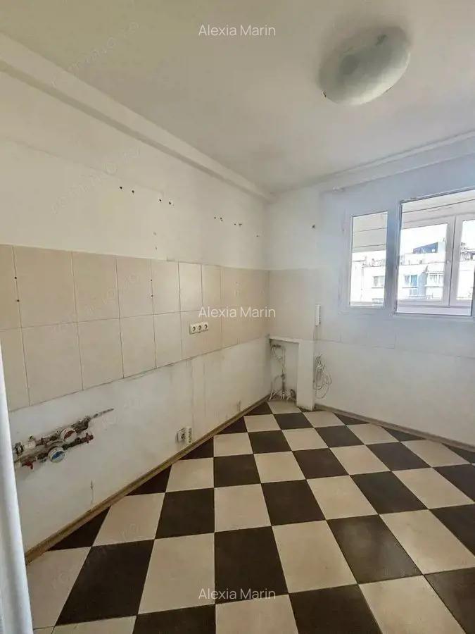Apartament 3 camere vanzare Crangasi nemobilat - 8
