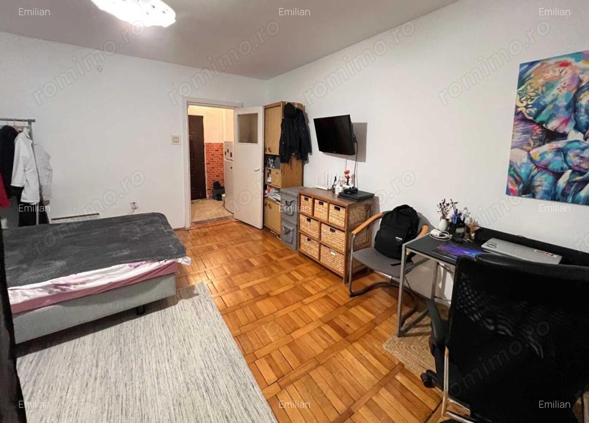Apartament cu o camera in Circumvala?iunii - 5