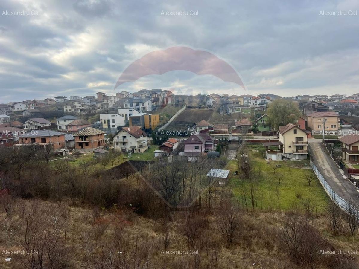 Casa individuala pentru o familie numeroasa, cu o priveliste superba - 3
