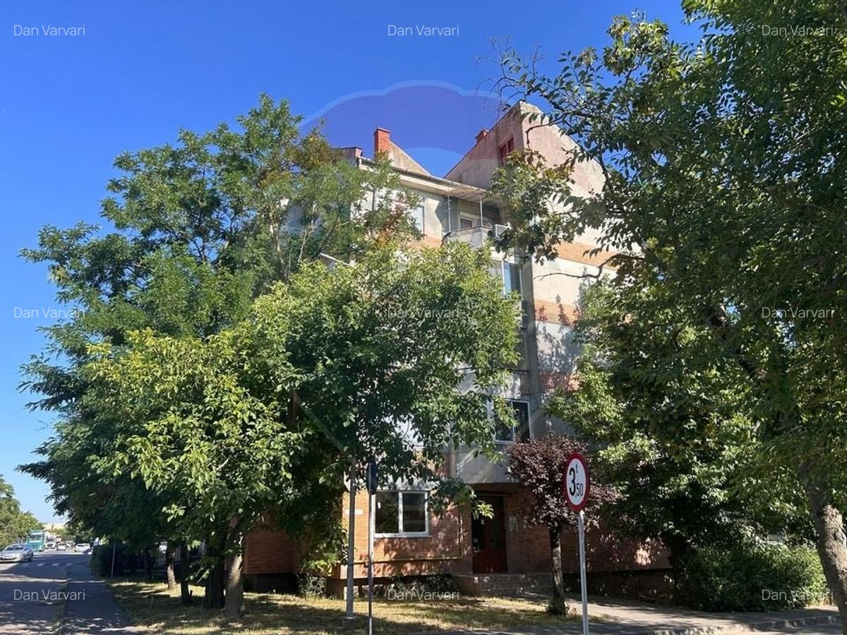 Apartament cu 3 camere decomandat, mobilat în Central - 3