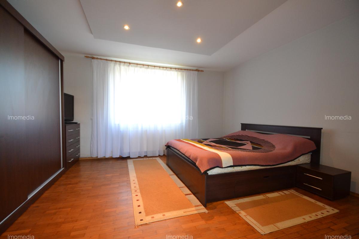 Casa cu teren de 5165 mp, in Becicherecu Mic ,la artera principala - 5