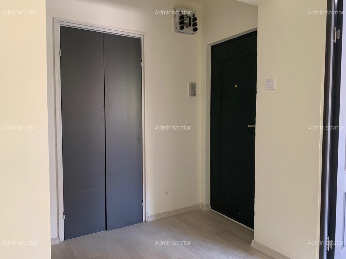 Apartament cu 4 camere decomandat în Griviței - 8