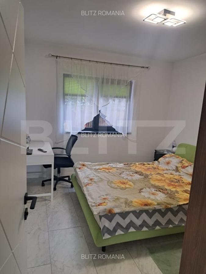 Casa parter cu priveliste spre munte,singur in curte - 4