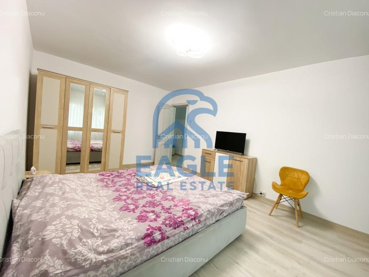 Inel 2 - 3 Camere Modern cu 2 Balcoane pe termen lung - 4