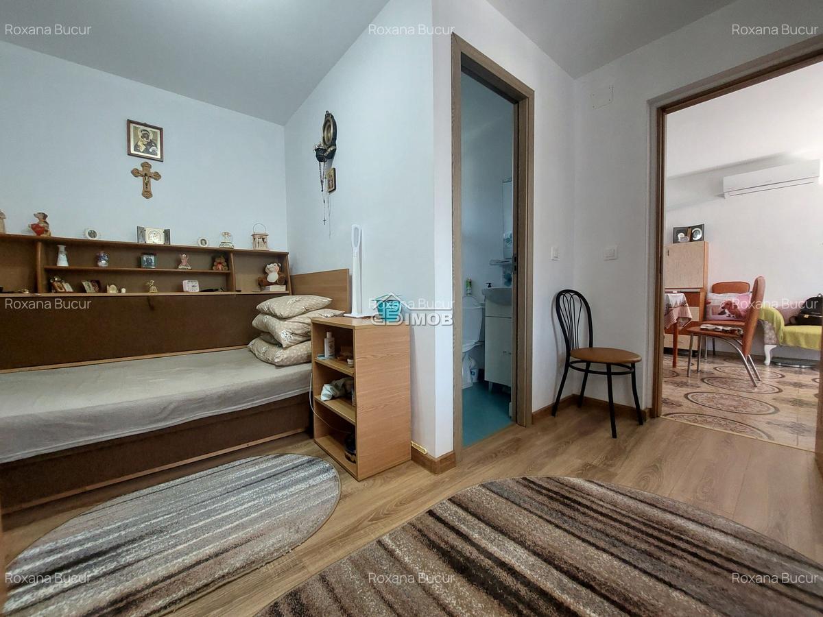 Casă cu 3 camere în Comișani - 2