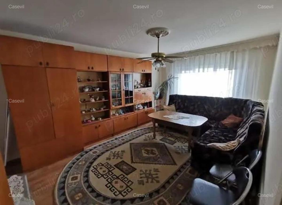 Apartament cu 3 camere,zona D-va Nord - 6
