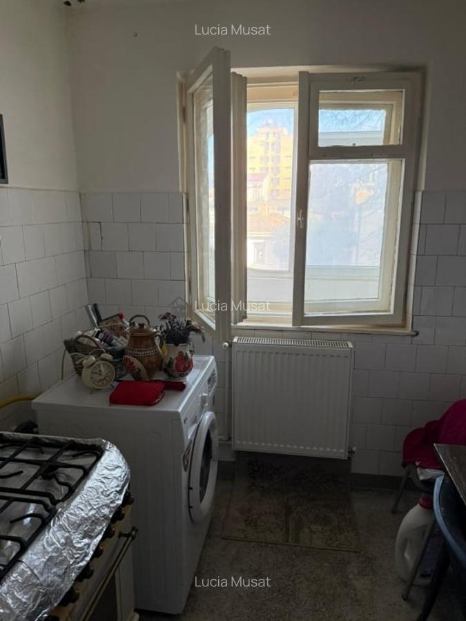 Apartament 3 camere decomandat- zona centru - 6