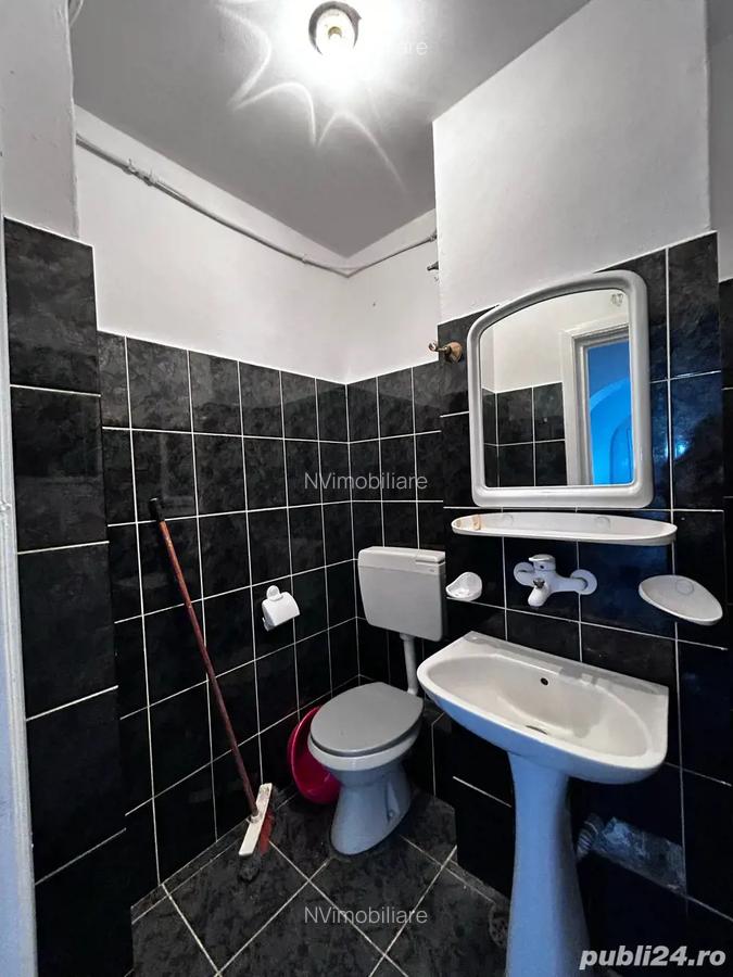 Apartament cu 3 camere de vanzare - 4