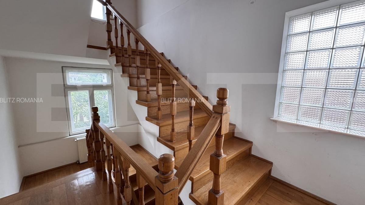 Casa P + E + M cu garaj si casa P, 247 mp utili, 292 mp teren, Centru - 2