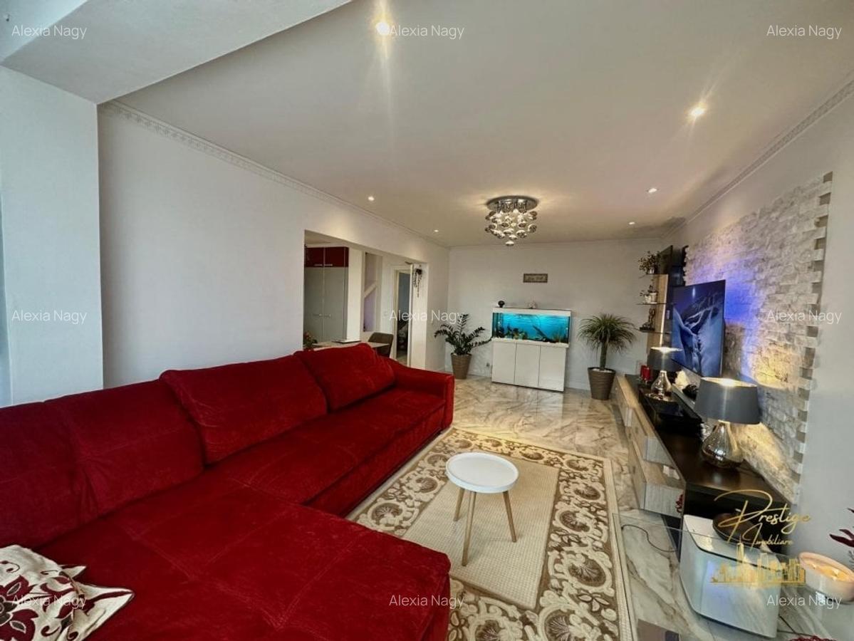Apartament cu 3 camere decomandat în Rogerius - 4