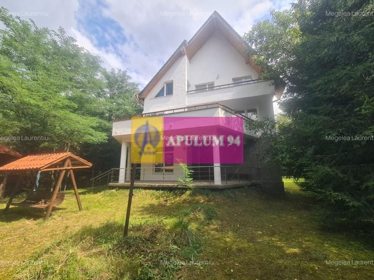 Complex turistic de vanzare  - Zona Poiana Tapului - 56