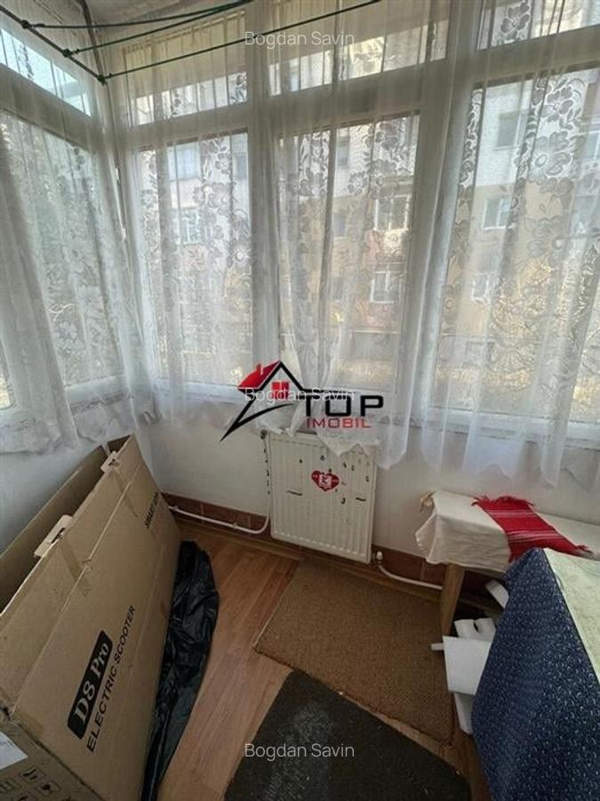 Apartament 3 camere semidecomandat, Baza 3 - etaj 1 - 3