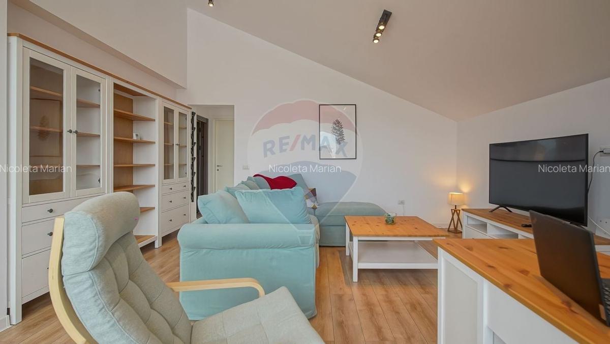 Apartament cu terasa panoramica de inchiriat Uno Brasov - 16