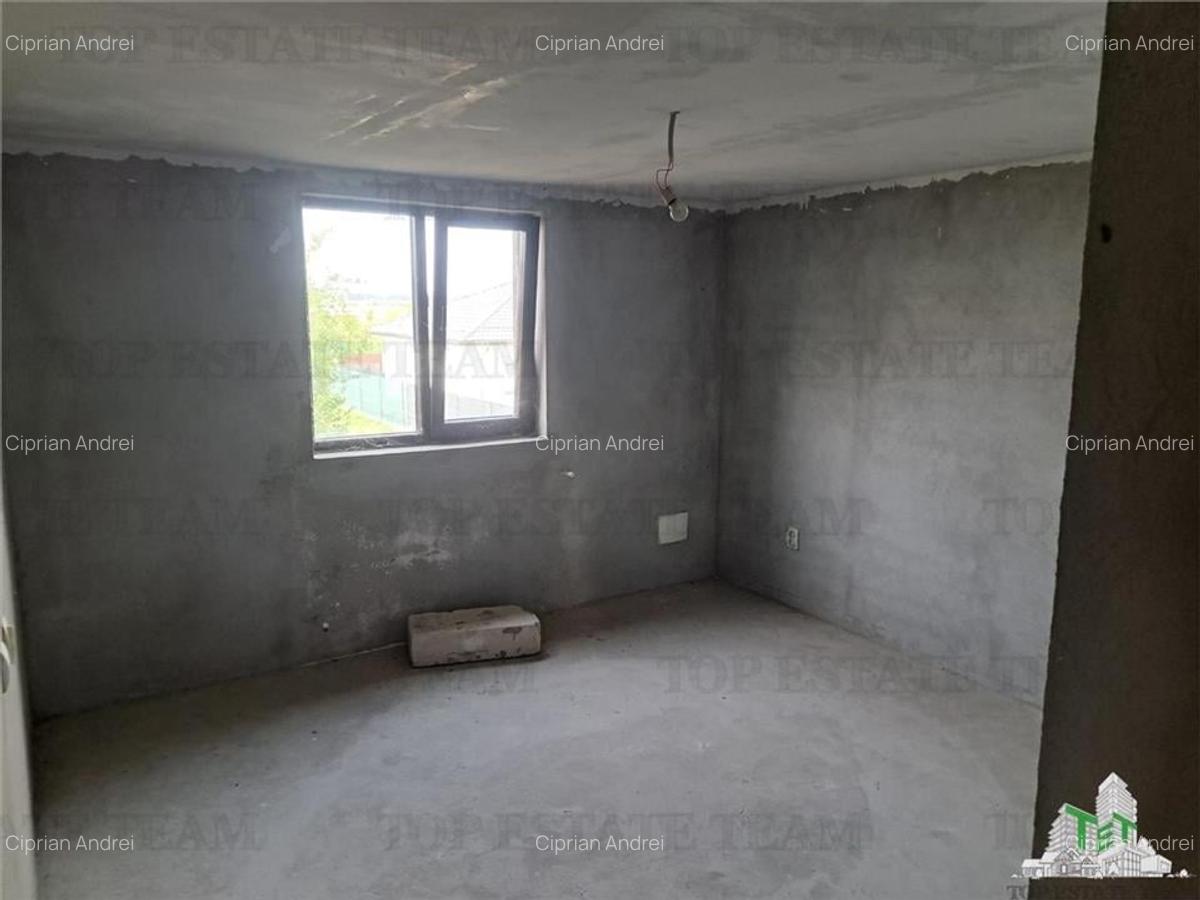Casa+garaj, constructie la gri, in Sabareni,  teren 440mp - 3