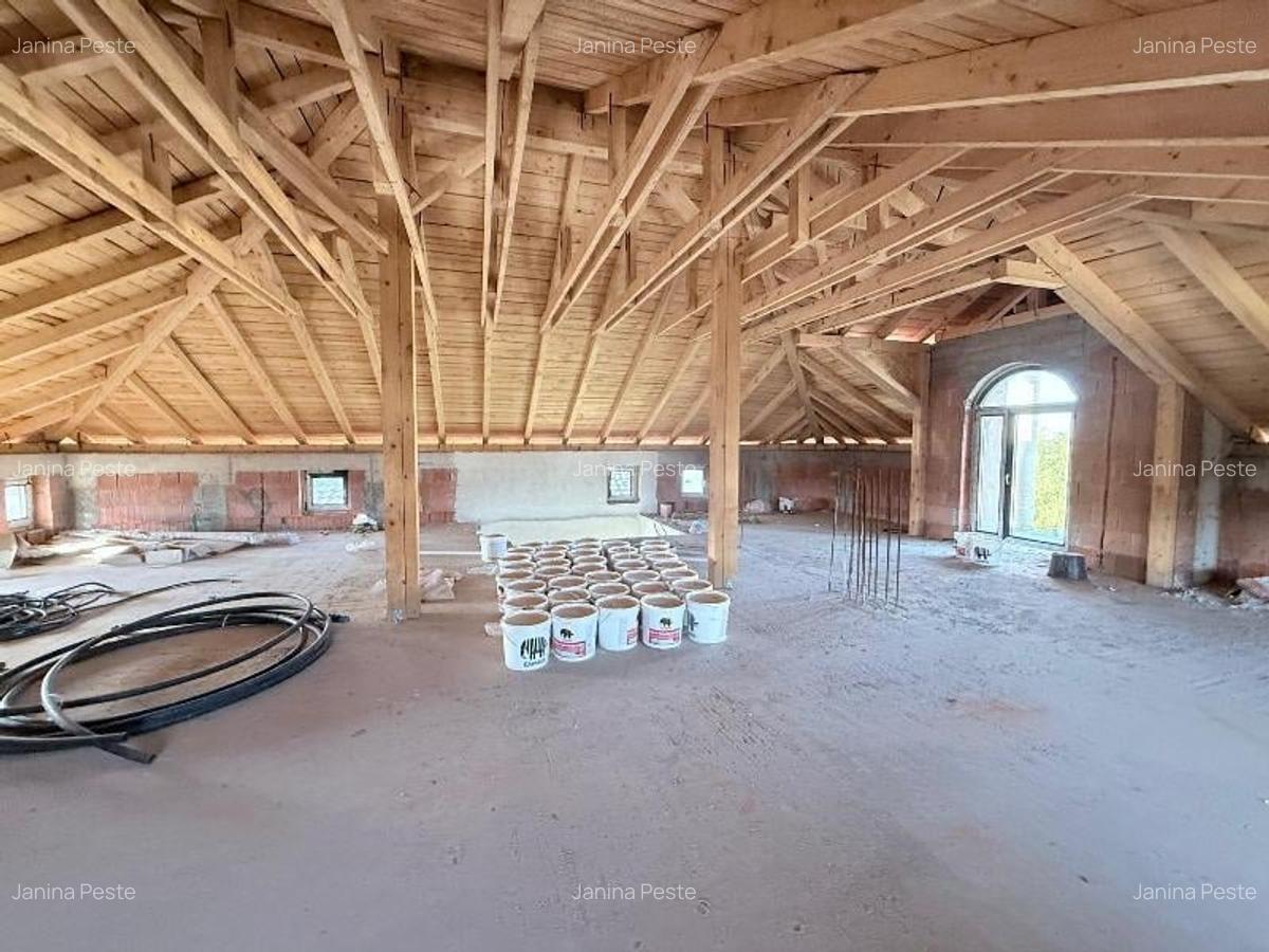 Vanzare  - Casa- Vila - Prelungirea Ghencea - Gladiolelor - teren 572mp - 330000 - 6